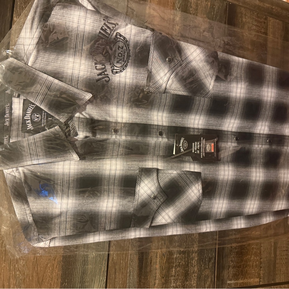 Jack Daniel's Pearl Snap Western Button up. - Picture 7 of 9